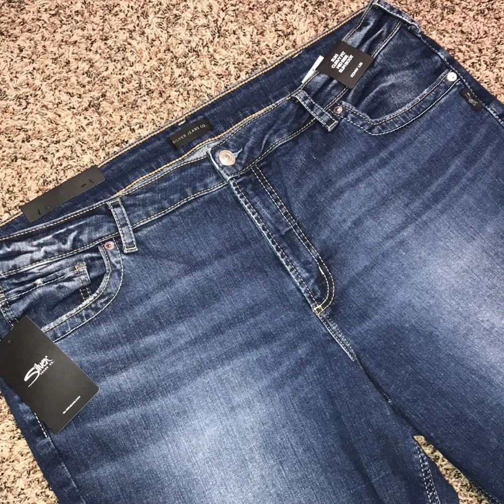 🐠Silver Brand SUKI Curvy Plus Size mid rise slim bootcut jeans | NWT! - Picture 3 of 10